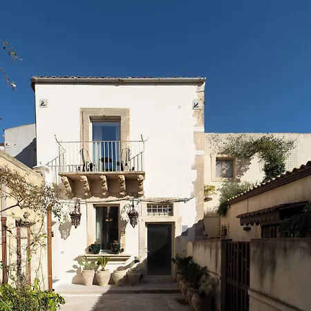 Casa Philomena - Design 3*