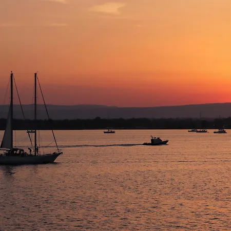 ゲストハウス Casa Philomena - Design ノート